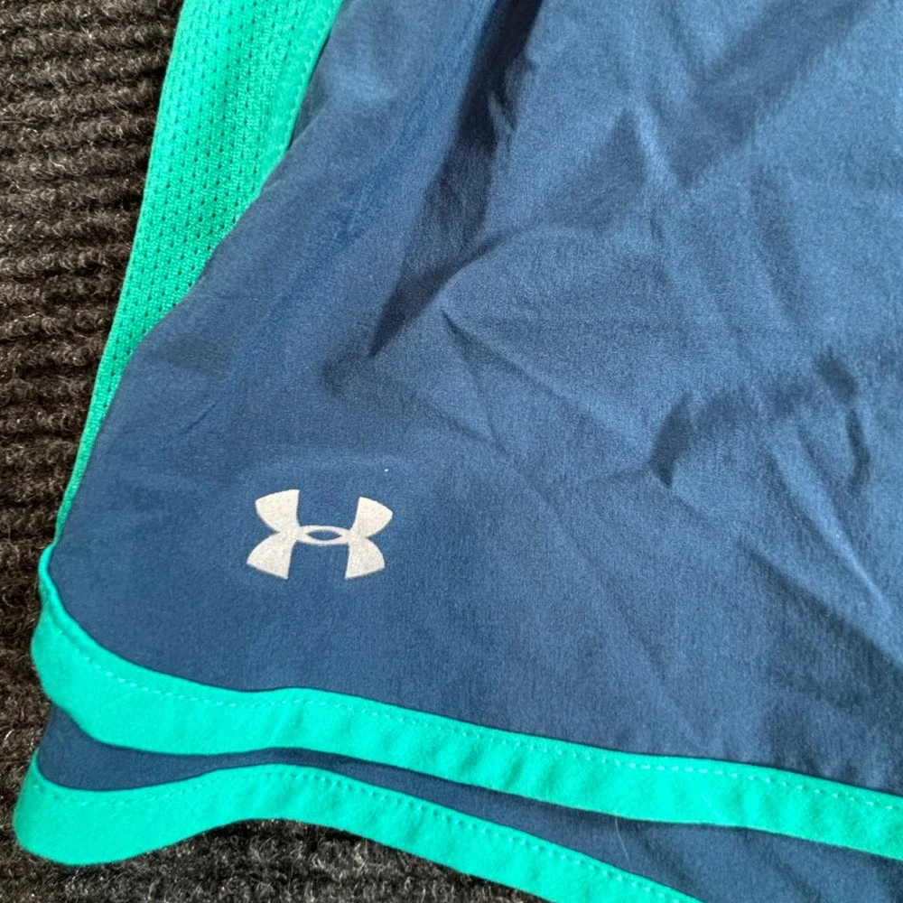 Under Armour Womens Fly By Running Shorts Teal Aqua Blue Mesh Panels Size Medium